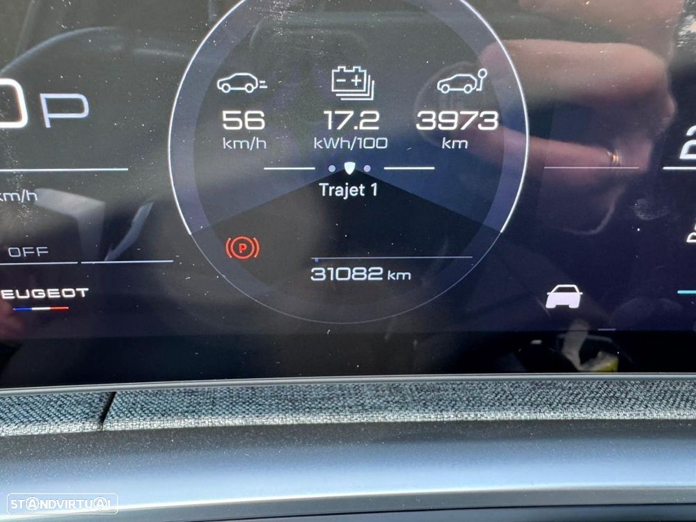 Peugeot E-3008 73 kWh GT - 5