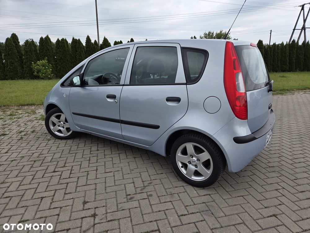 Mitsubishi Colt - 3