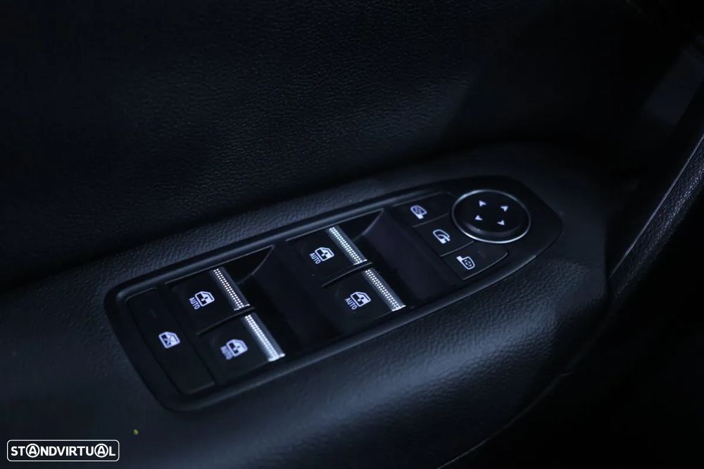 Renault Captur 1.0 TCe Techno Bi-Fuel - 28