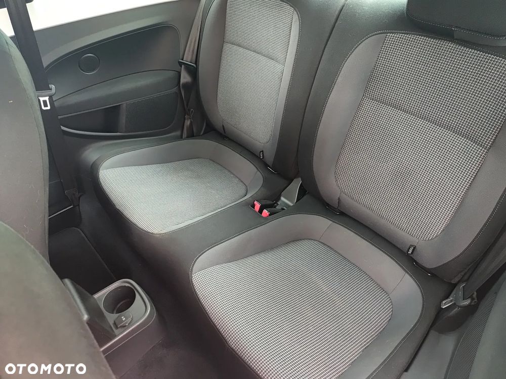 Volkswagen Beetle - 35