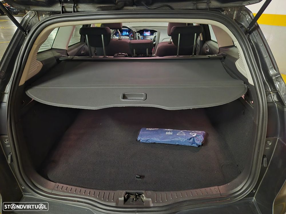 Ford Focus SW 1.5 TDCi Trend+ - 38