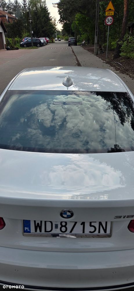 BMW Seria 3 318d Sport Line - 8