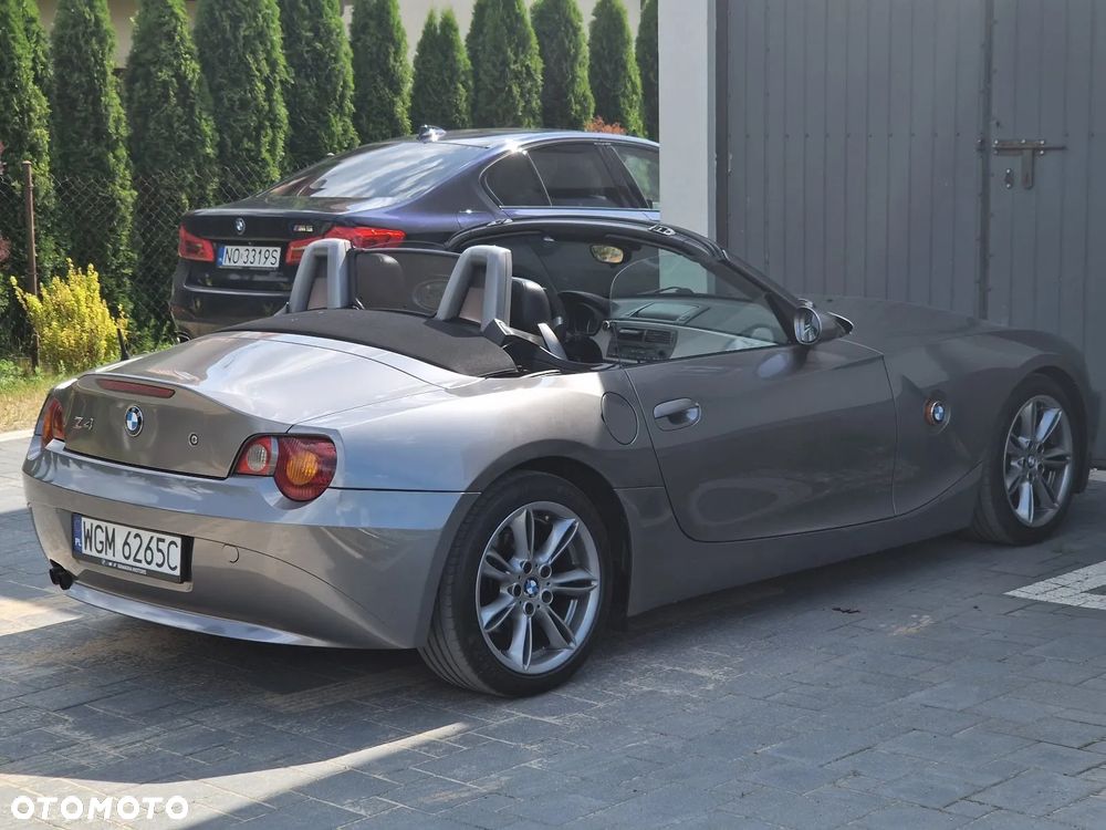 BMW Z4 2.2i - 13
