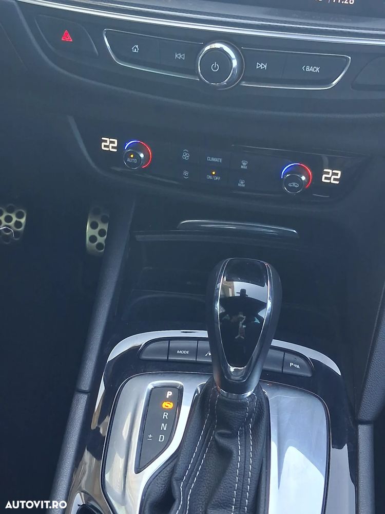 Opel Insignia - 35