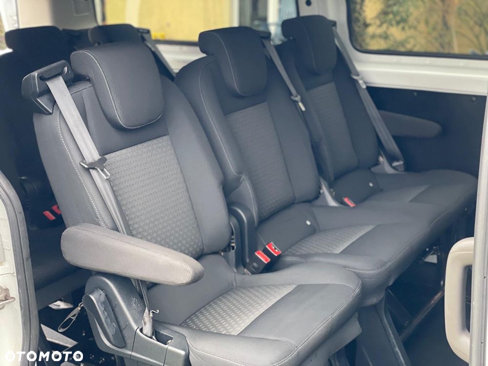 Ford Transit Custom 290 L2H1 Limited - 23