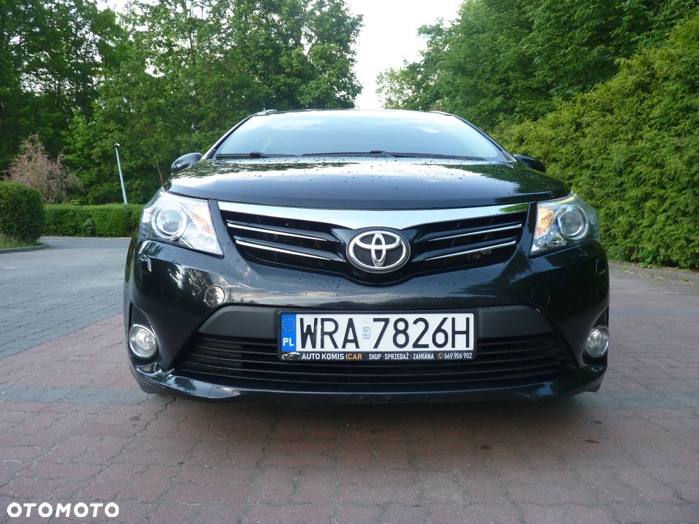 Toyota Avensis 1.8 Executive - 3