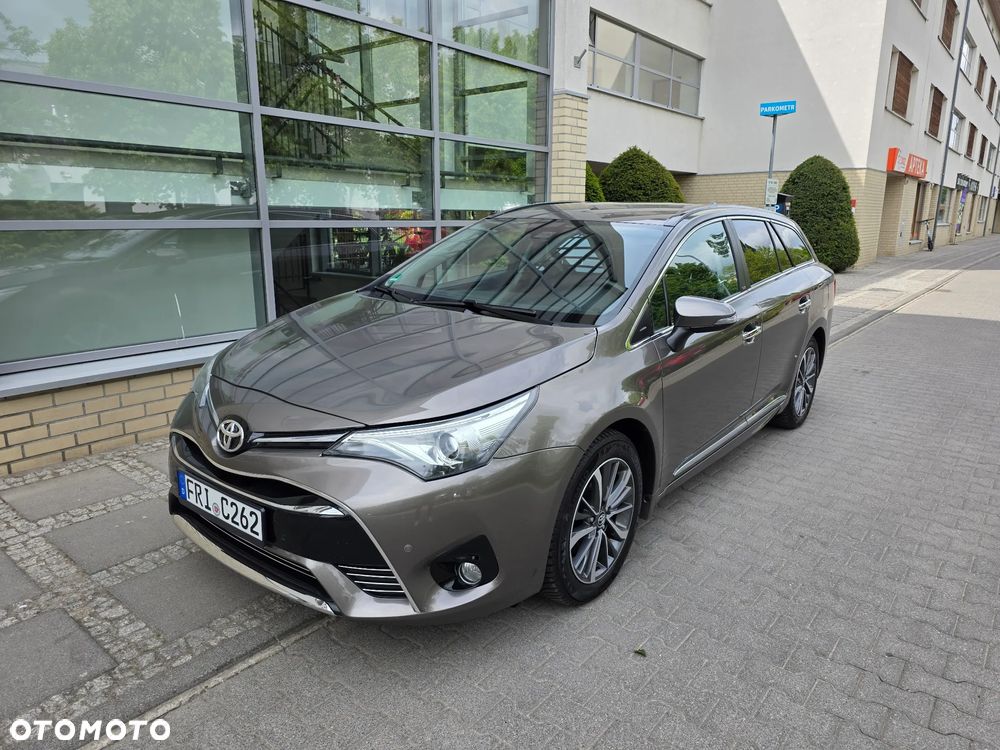 Toyota Avensis - 3