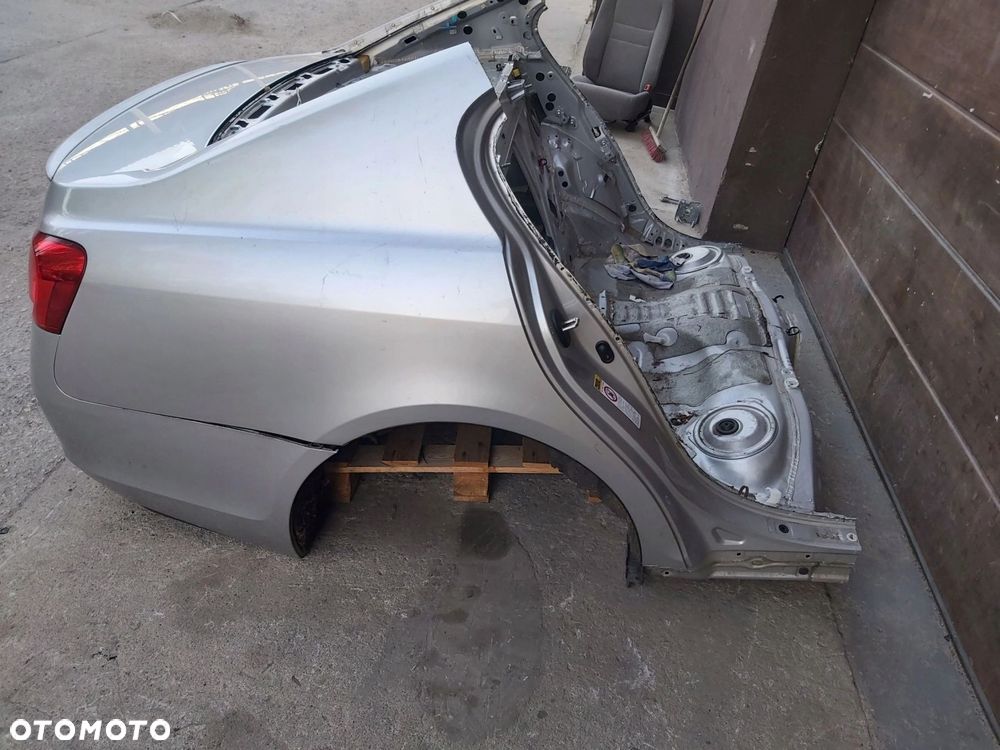 LEXUS GS III 450 3,5 v6 błotnik prawy tył ćwiartka prawa - 1