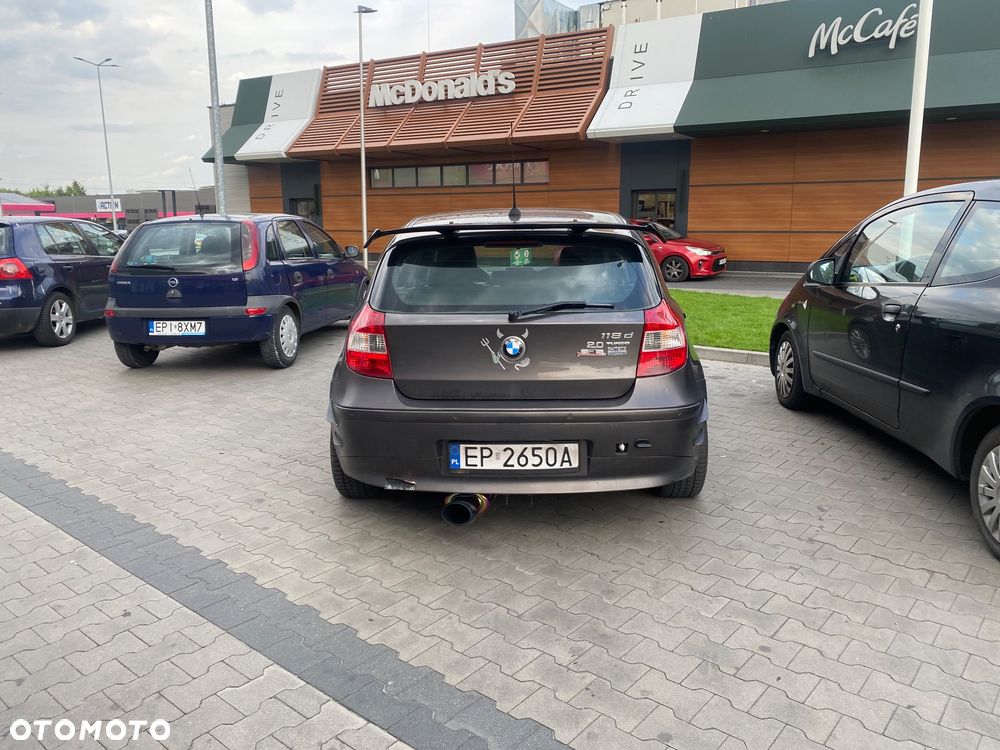 BMW Seria 1 120d - 5