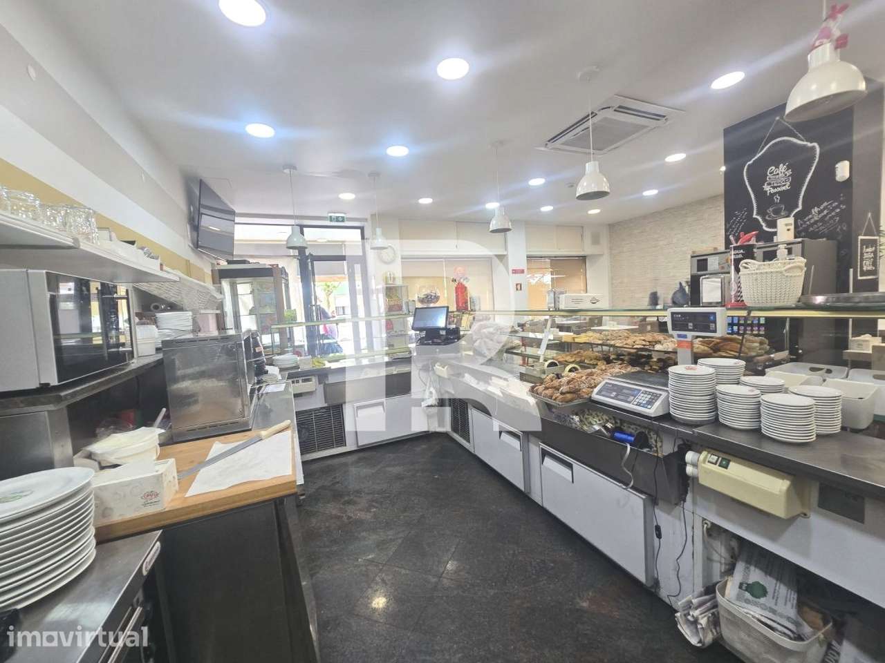 Pastelaria Central para Trespasse com arrendamento em Mem Martins - Grande imagem: 3/14