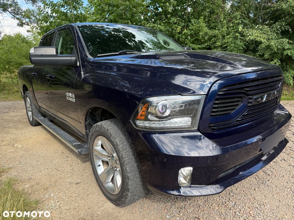 Dodge RAM 1500 5.7 4x4 - 5