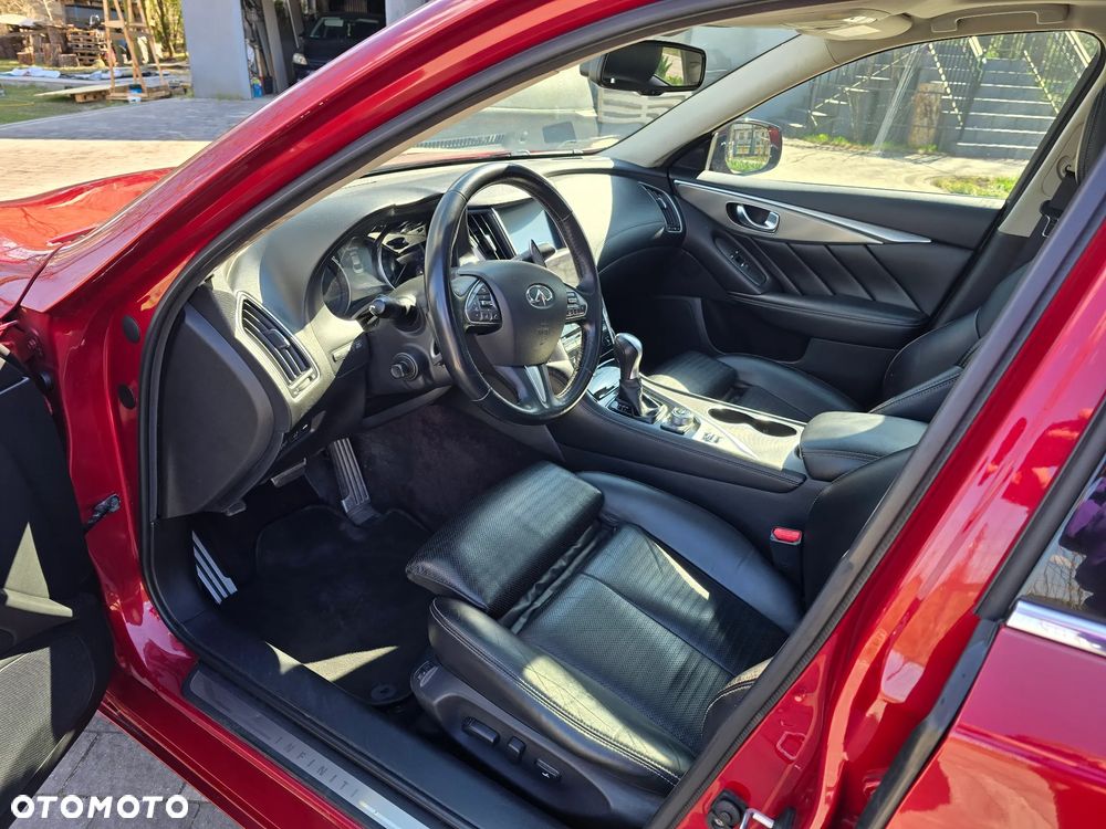 Infiniti Q50 2.2d Sport Tech - 12