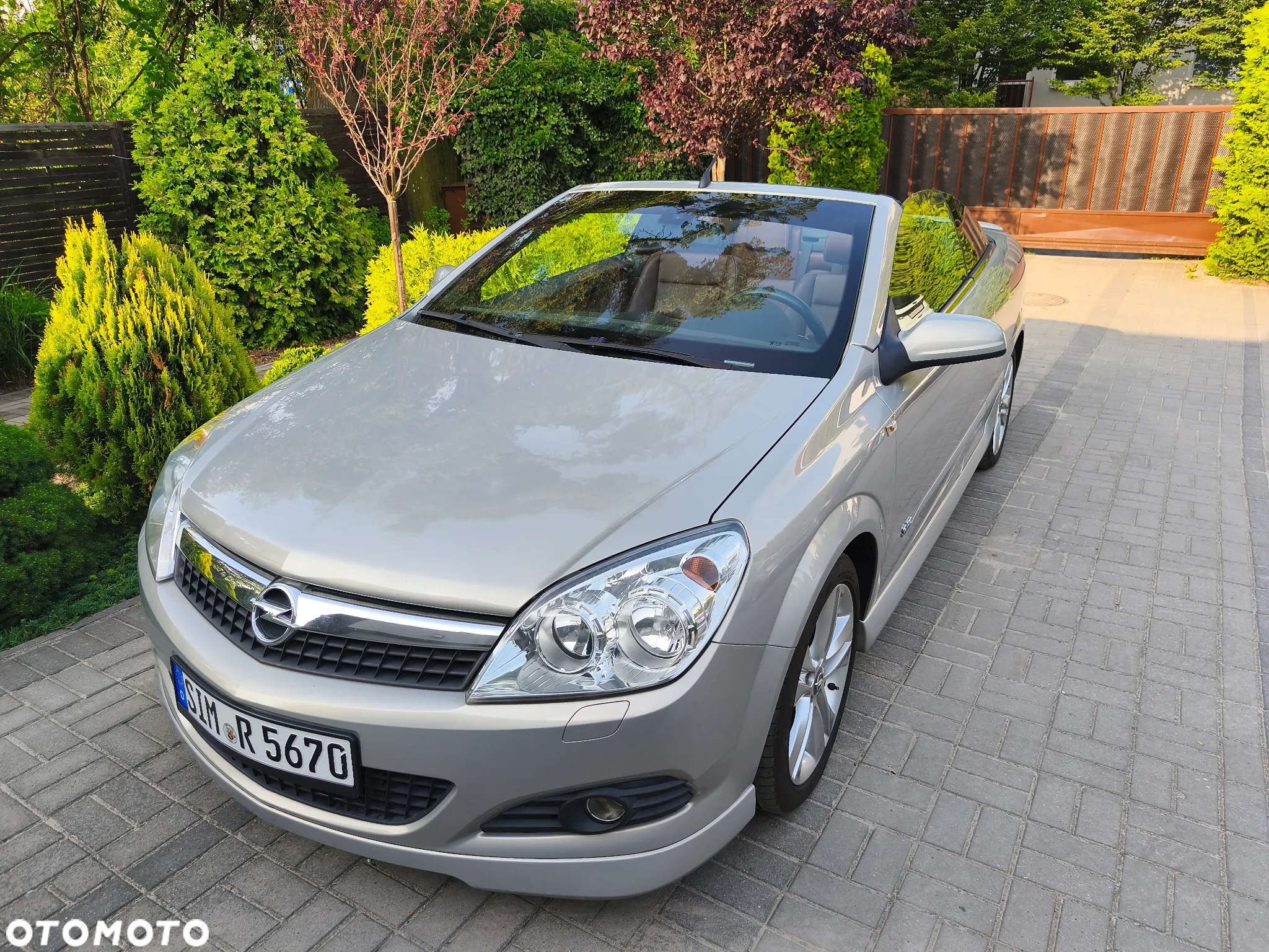 Opel Astra Twin Top 2.0 Turbo Cosmo - 13