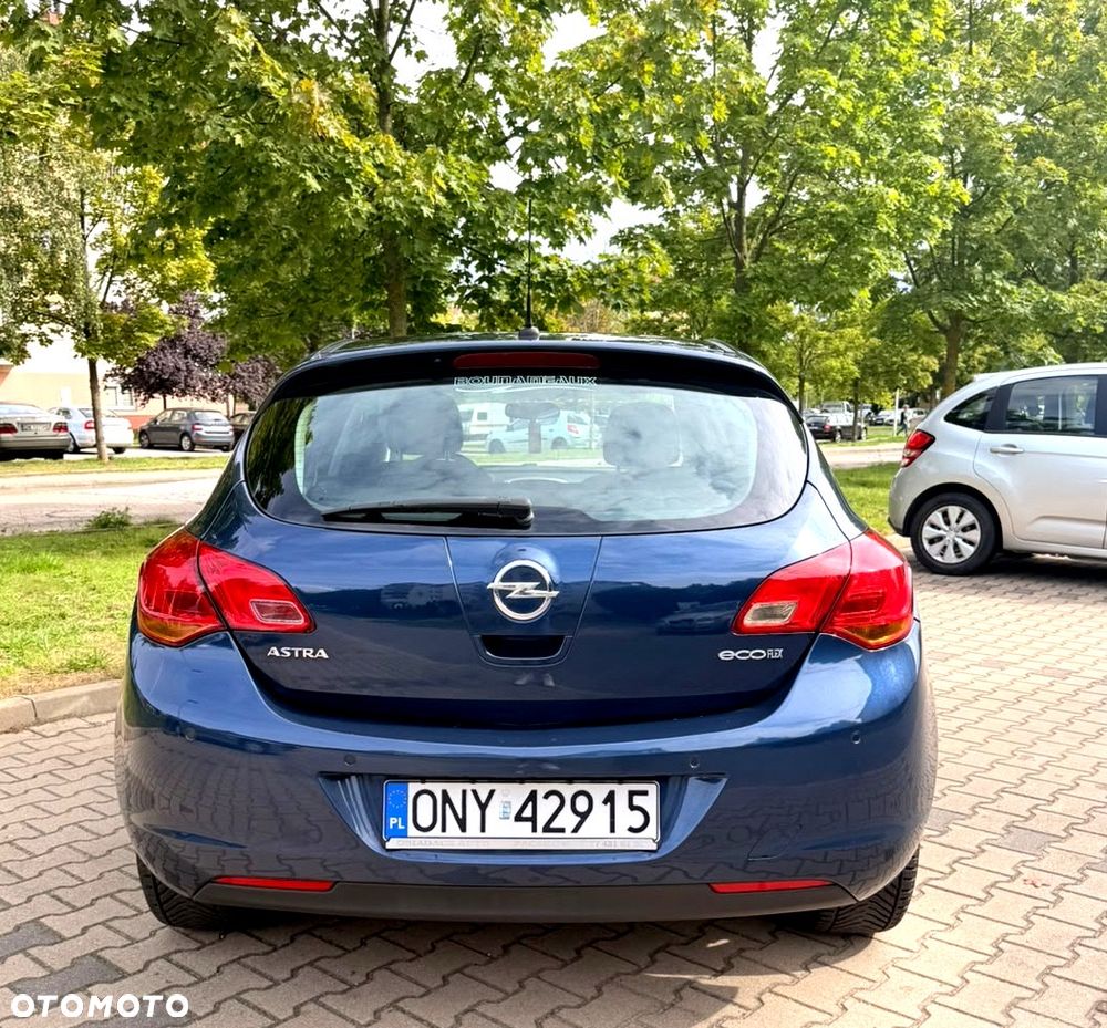 Opel Astra 1.7 CDTI DPF ecoFLEX Start/Stop 150 Jahre - 9