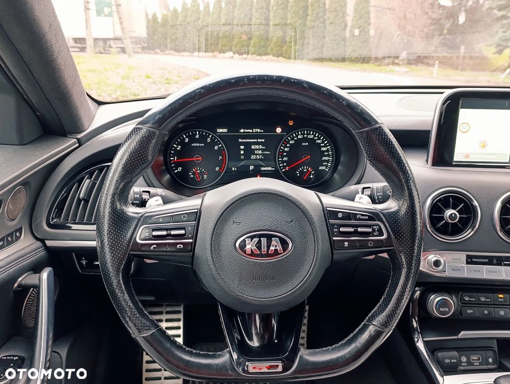 Kia Stinger 2.0 T-GDI GT Line - 10
