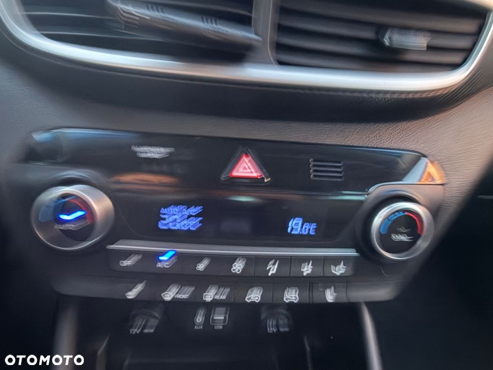 Hyundai Tucson blue 1.6 CRDi 2WD Style - 17