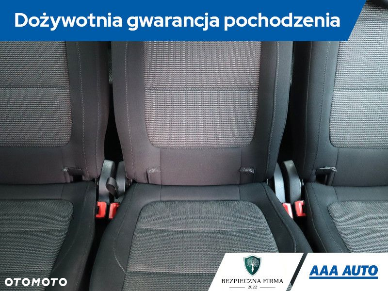 Volkswagen Sharan - 11