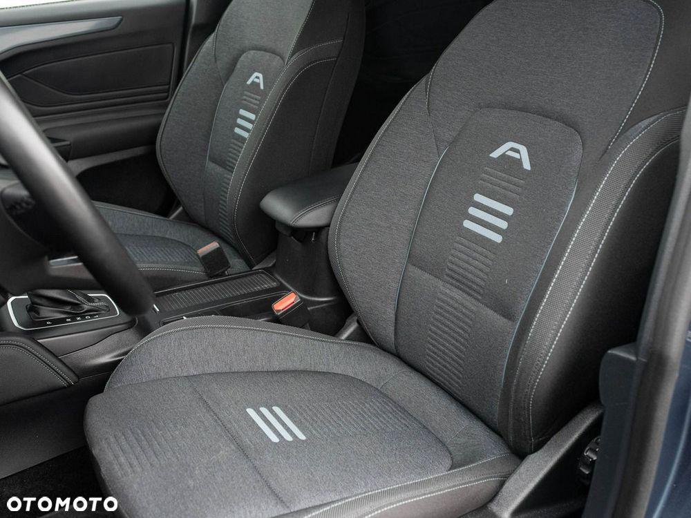 Ford Focus 1.0 EcoBoost Hybrid ACTIVE X - 12