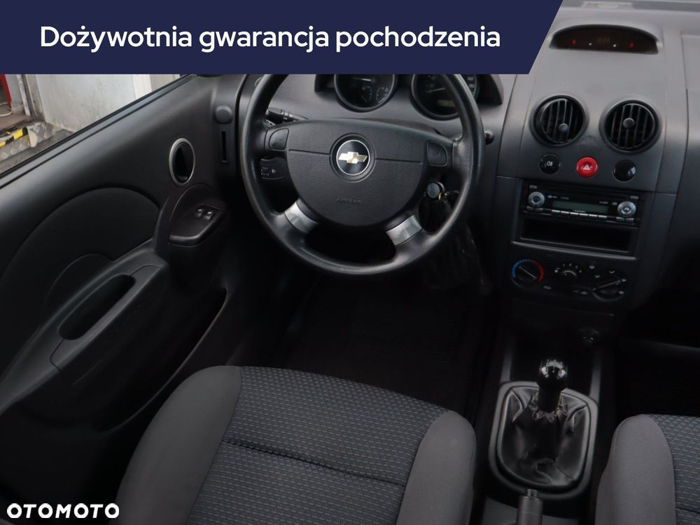 Chevrolet Aveo - 9