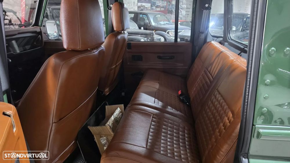 Land Rover Defender 130 2.5 TD5 Crew Cab - 33
