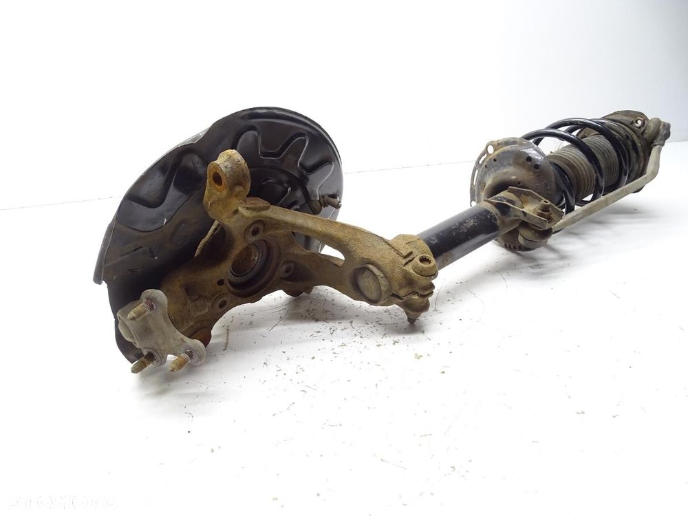 ZWROTNICA AMORTYZATOR MCPERSON LEWY 5Q0413023HB 1.5 TSI SKODA OCTAVIA III - 8