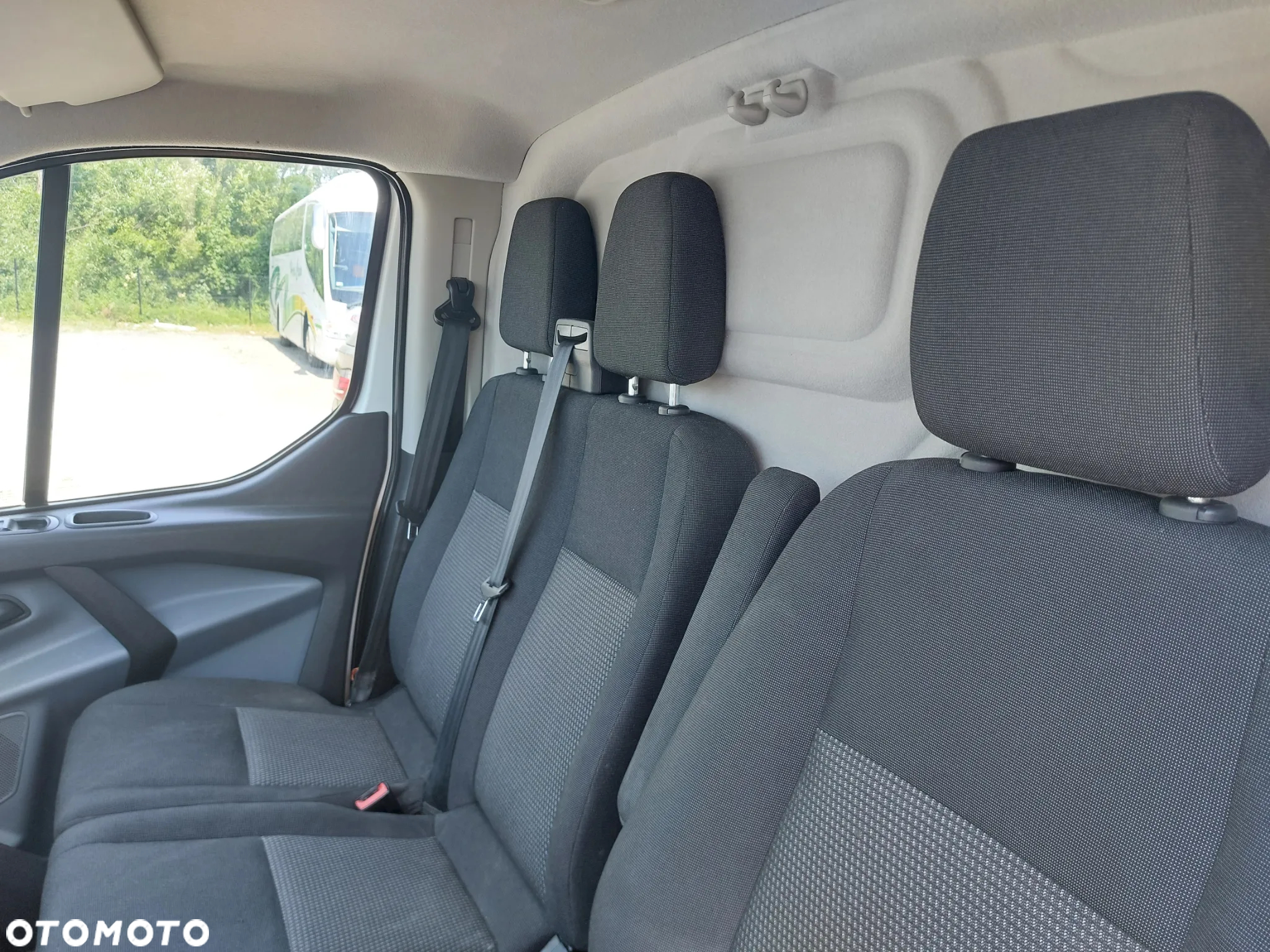 Ford Transit Custom - 11