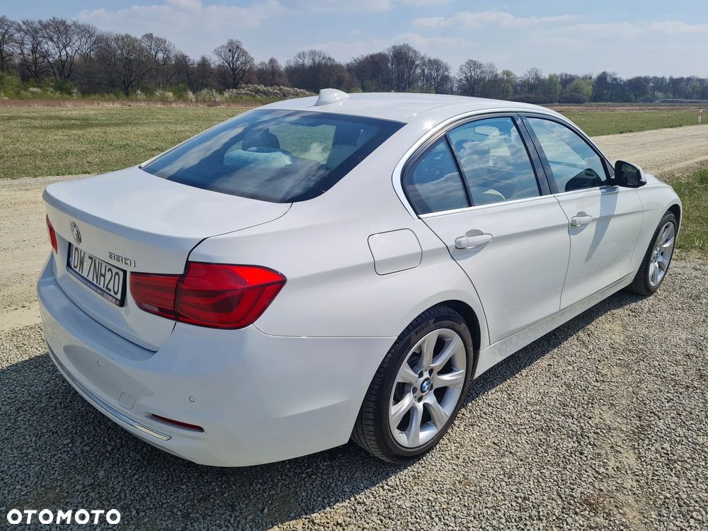 BMW Seria 3 330i Edition Luxury Line Purity - 9