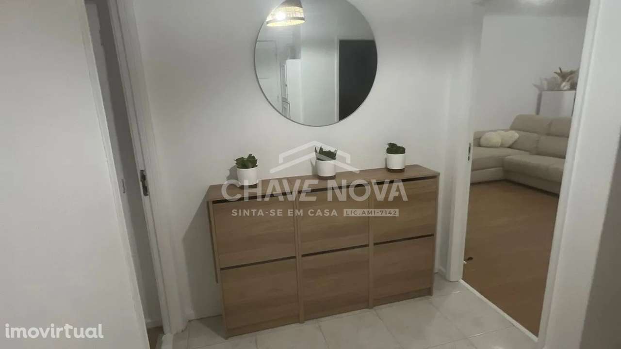 T2+1 c/ lugar de garagem em Oliveira do Douro - Grande imagem: 5/21