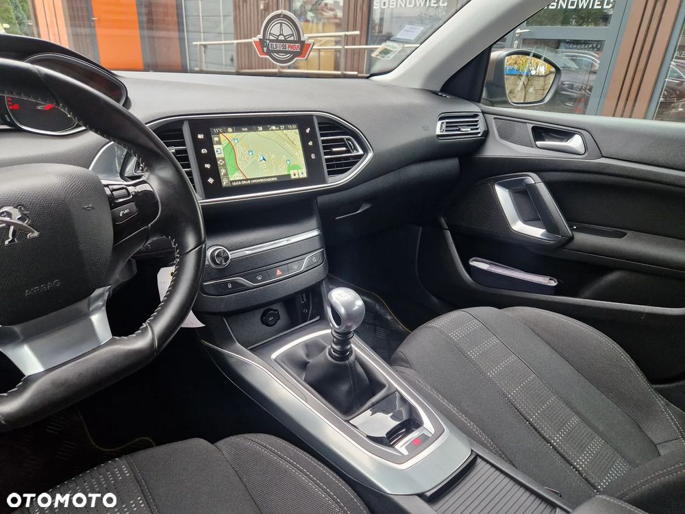 Peugeot 308 ver-sw-2-0-bluehdi-allure-s-s - 27