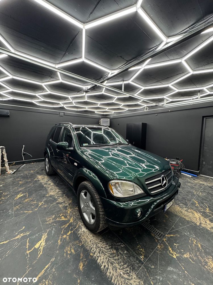 Mercedes-Benz ML 55 AMG - 4