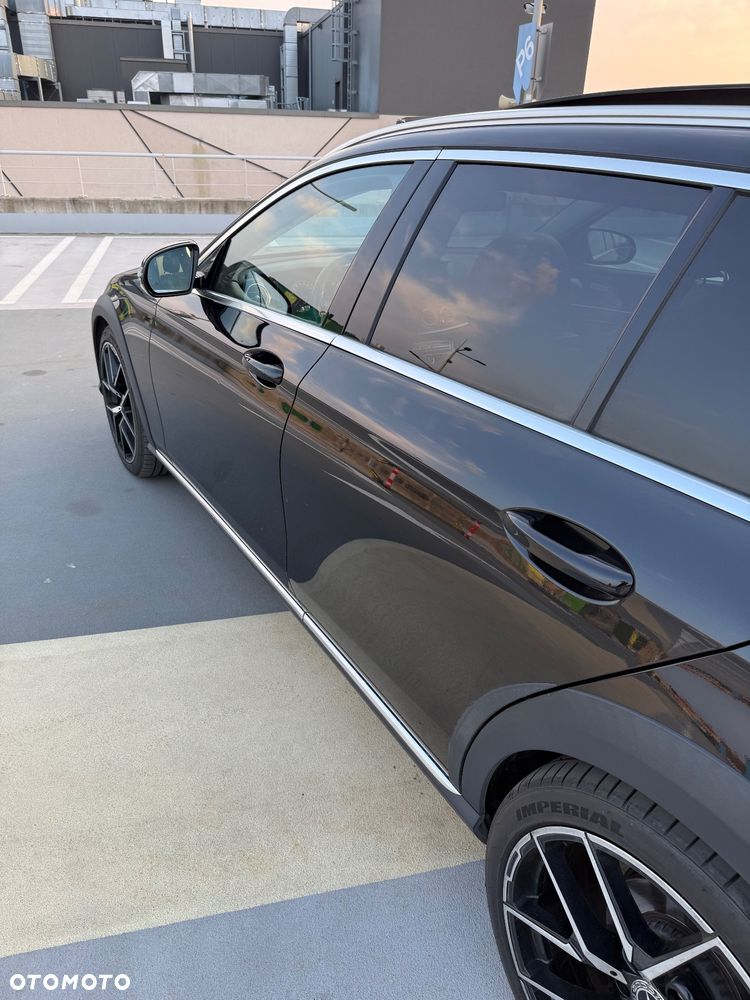 Mercedes-Benz Klasa E 220 d 4-Matic 9G-TRONIC - 12