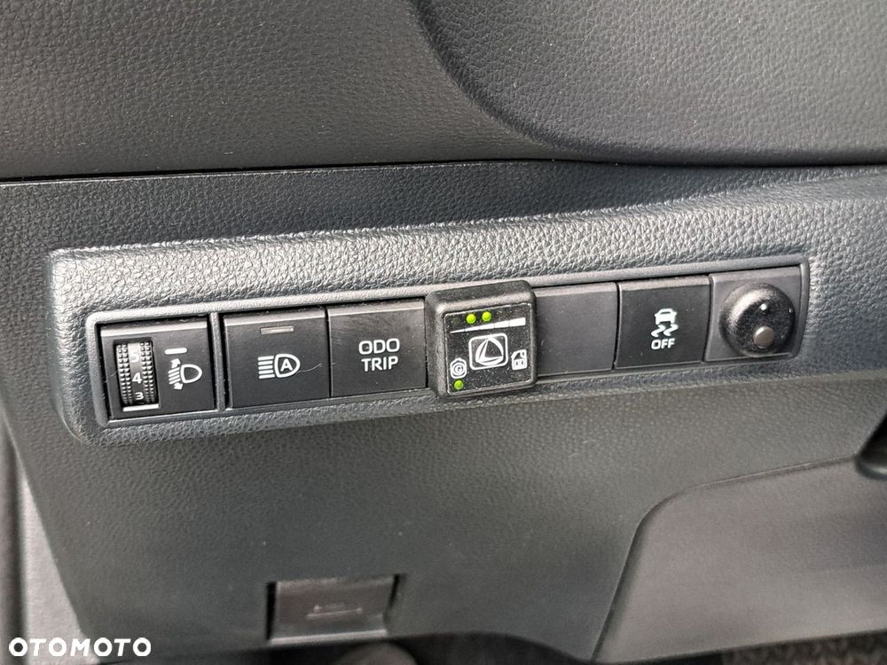 Toyota Corolla 1.8 Hybrid Style - 16