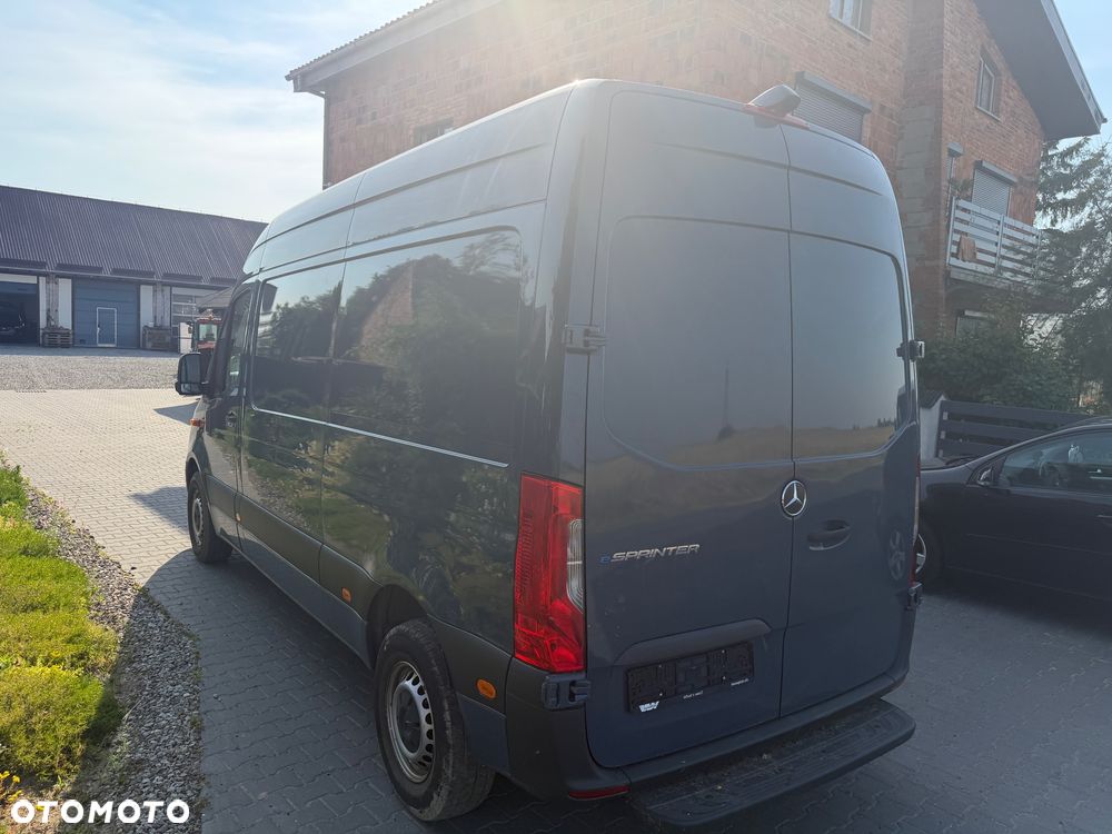 Mercedes-Benz Sprinter ESprinter - 4