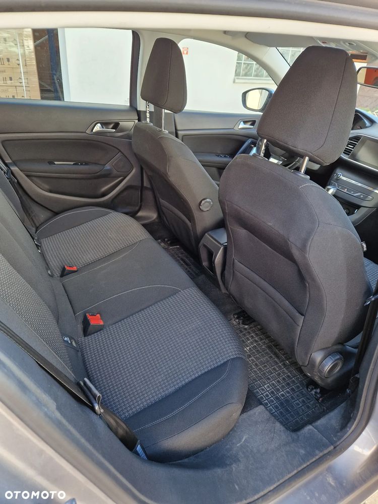 Peugeot 308 - 7