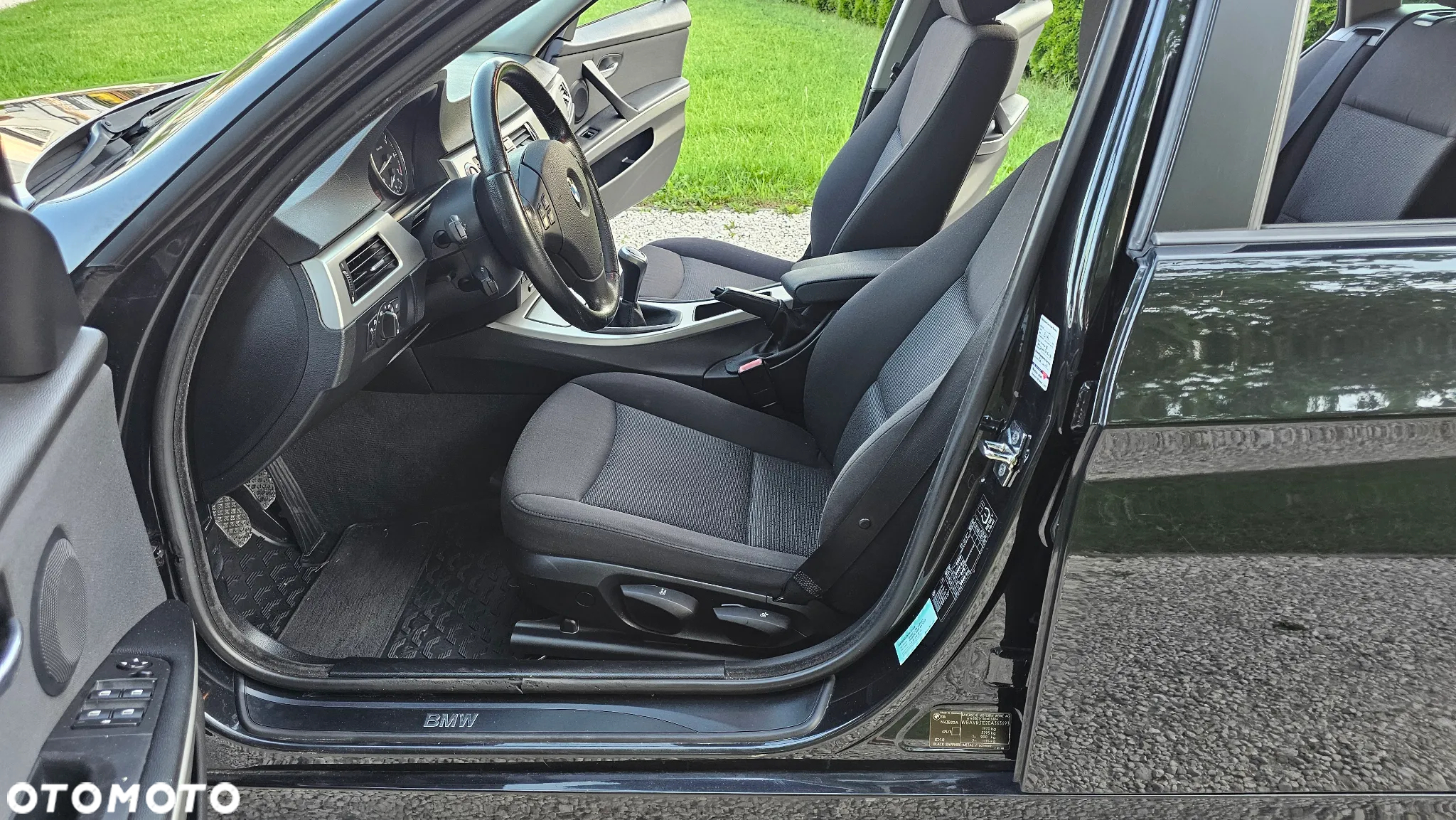 BMW Seria 3 318i - 8