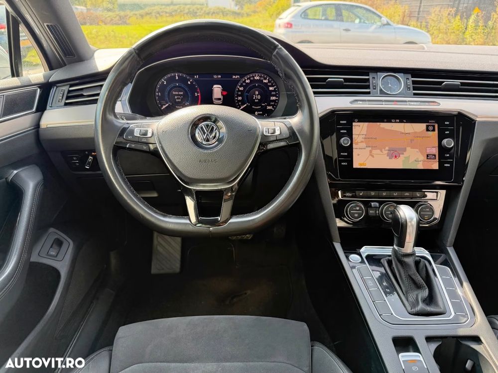 Volkswagen Passat 1.6 TDI SCR DSG - 20