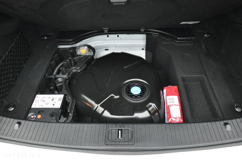 Mercedes-Benz Klasa E 350 BlueTEC 4-Matic Avantgarde - 33