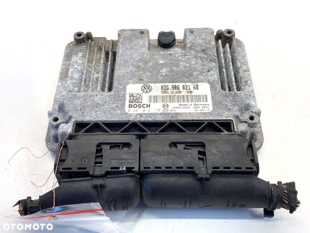 KOMPUTER SILNIKA  VW PASSAT B6 Variant (3C5) 2005 - 2011 2.0 TDI 103 kW [140 KM] olej napędowy 2005 - 1