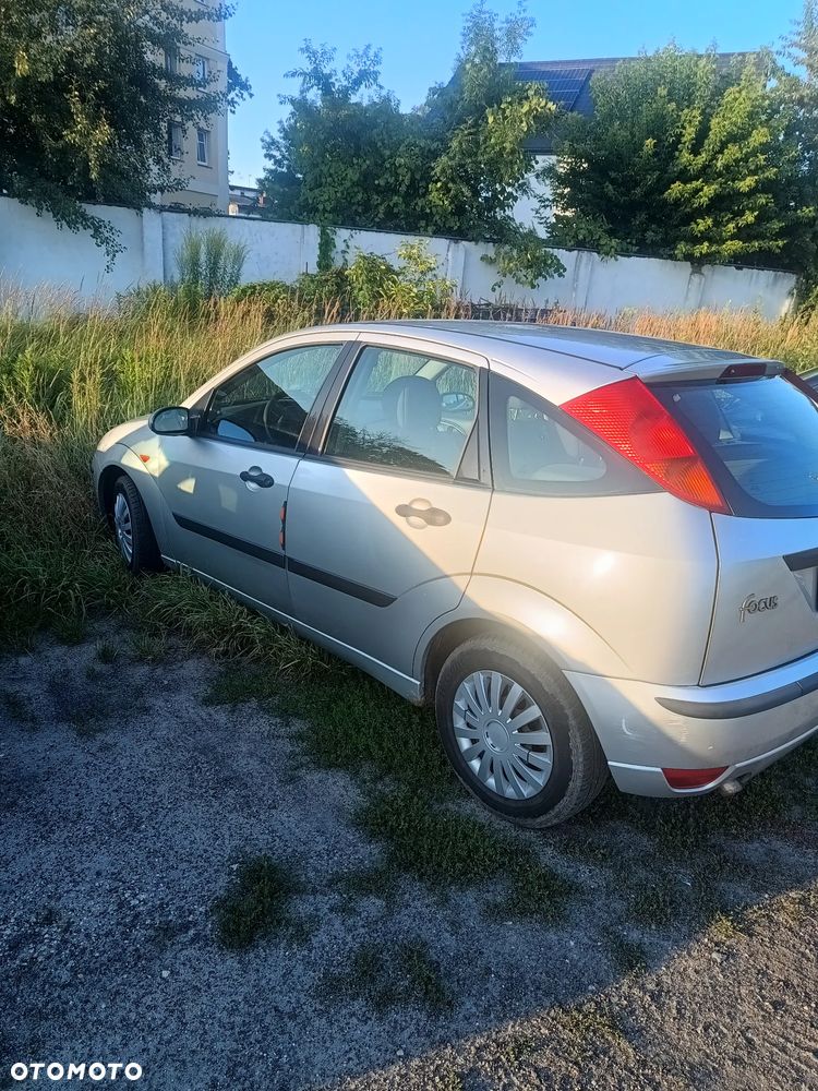 Ford Focus 1.8 TDCi Comfort - 2