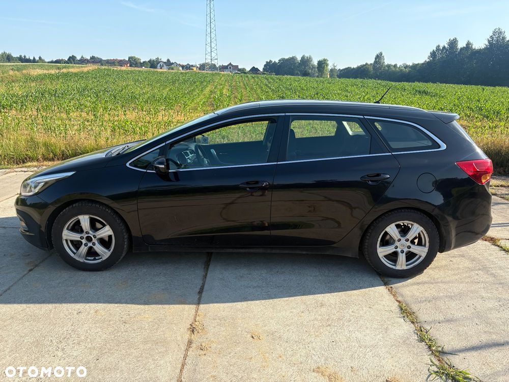 Kia Ceed - 7