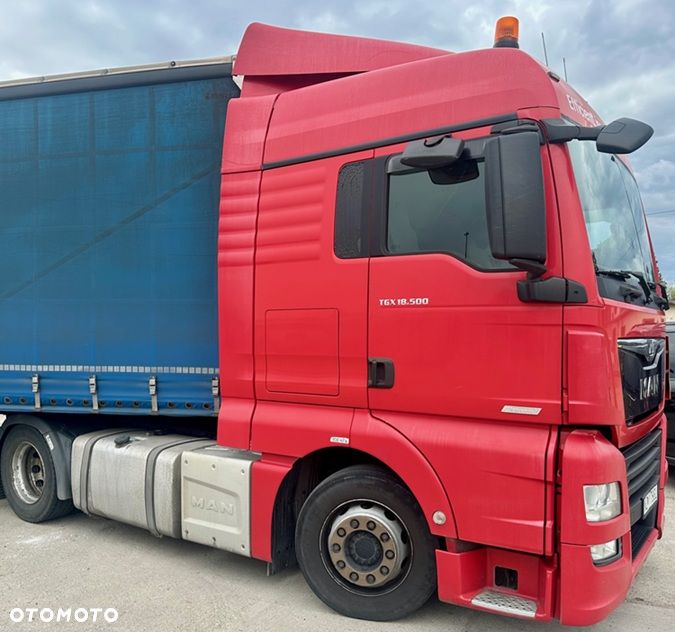MAN TGX 18.500 XLX AUTOMAT SPOJLERY KLIMA WEBASTO OPONY:90% 698000km 2xALUTANK ACC SKÓRA NAVI EURO 6 2018 ŁADNY - 5