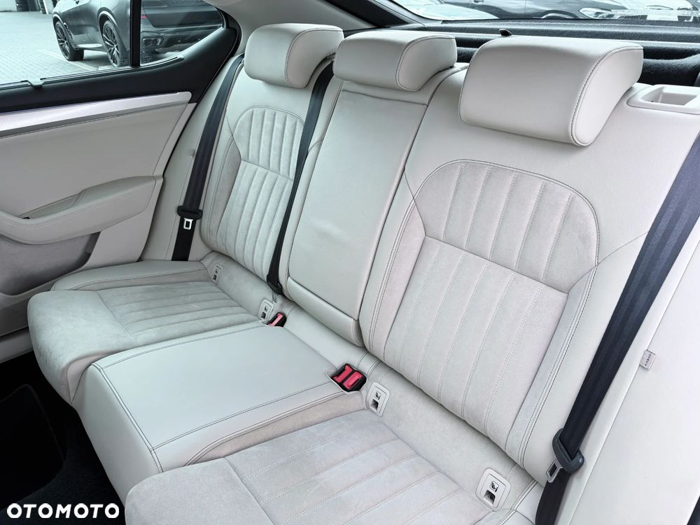 Skoda Superb 2.0 TSI Style DSG - 30