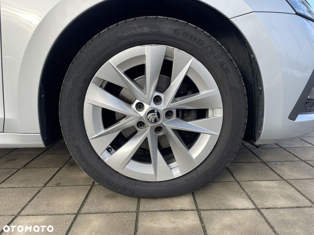 Skoda Octavia 2.0 TDI Ambition - 11