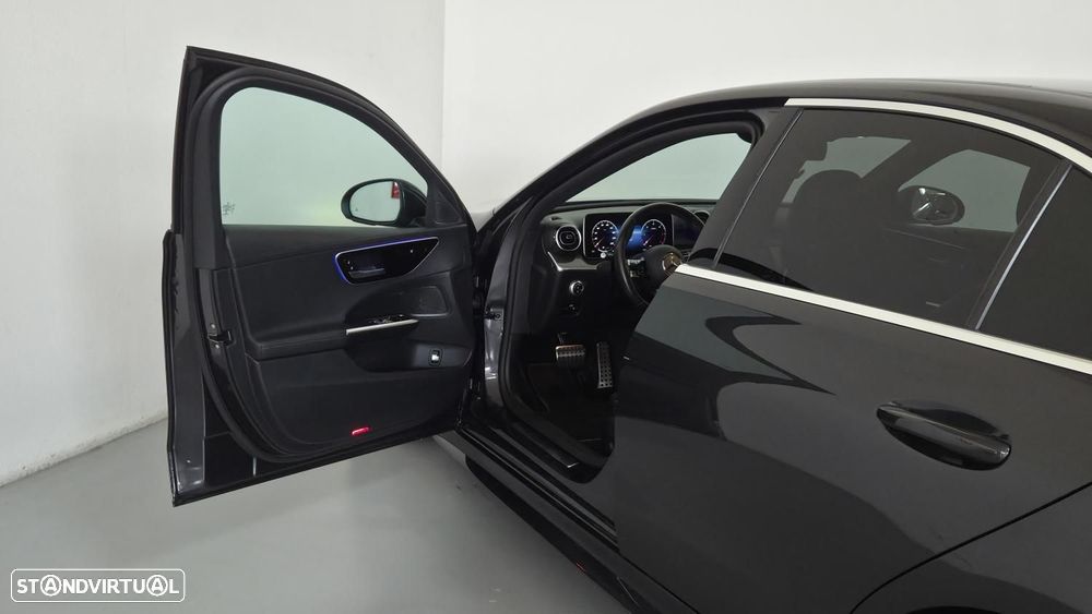 Mercedes-Benz C 300 d AMG Line - 18