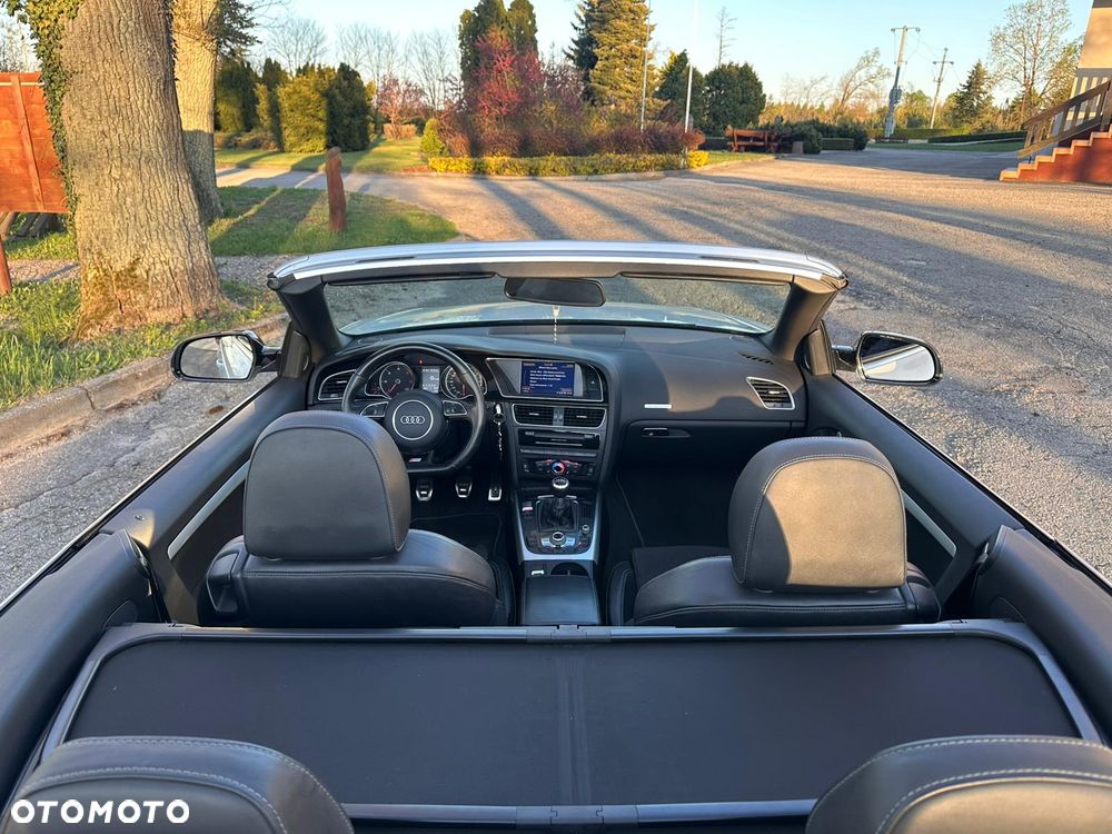 Audi A5 Cabrio 2.0 TDI DPF (clean diesel) quattro - 13