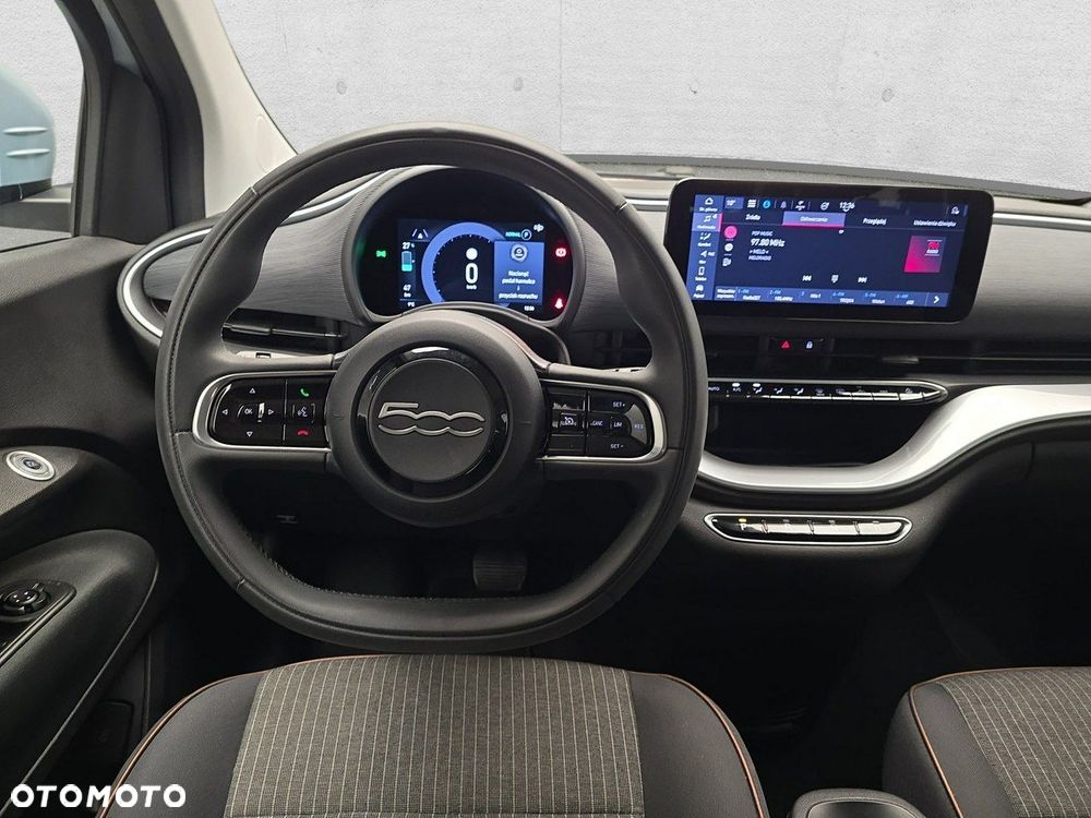 Fiat 500e - 10