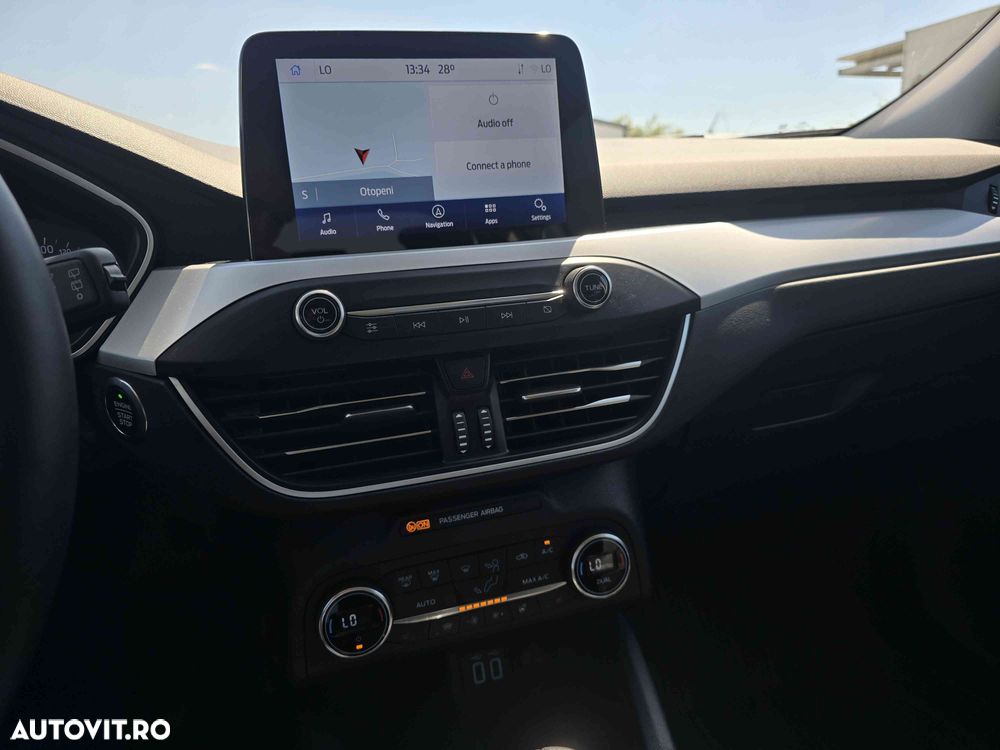 Ford Focus - 13