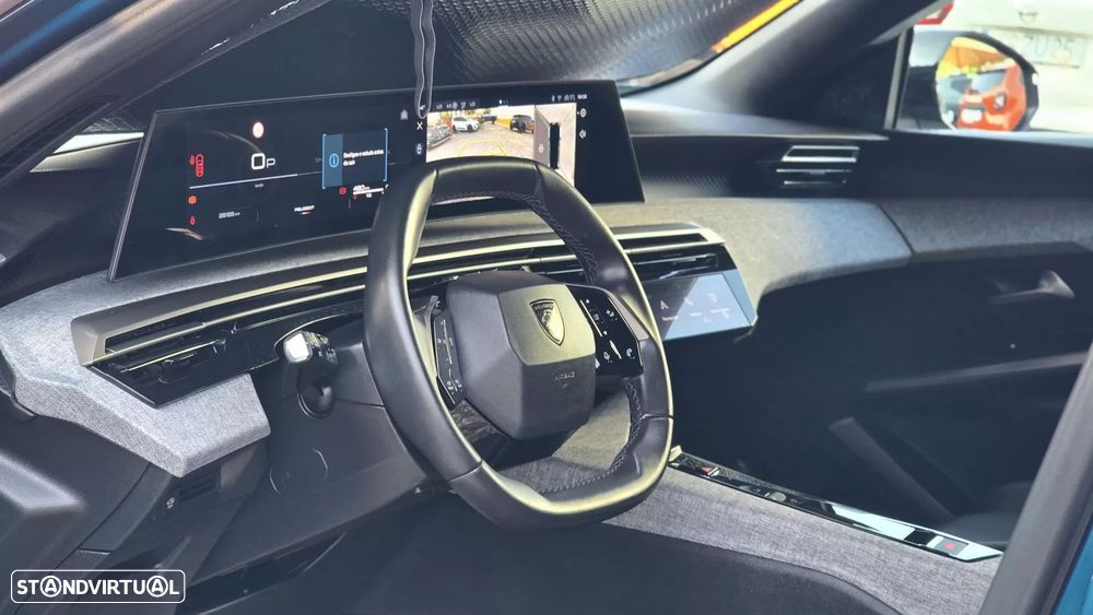 Peugeot 5008 1.2 Hybrid Allure e-DCS6 - 17