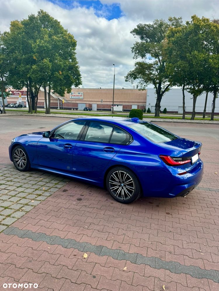 BMW Seria 3 318i M Sport - 5