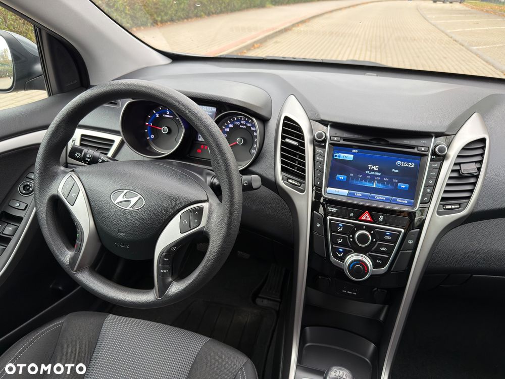 Hyundai i30 1.4 CRDi Premium - 27